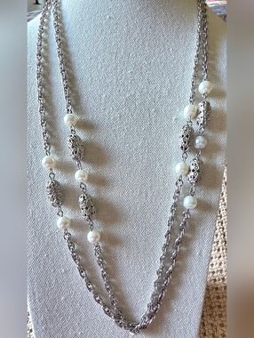 Vintage Sarah Coventry 52 inch White Faux Pearl Silver-toned Beaded  Necklace